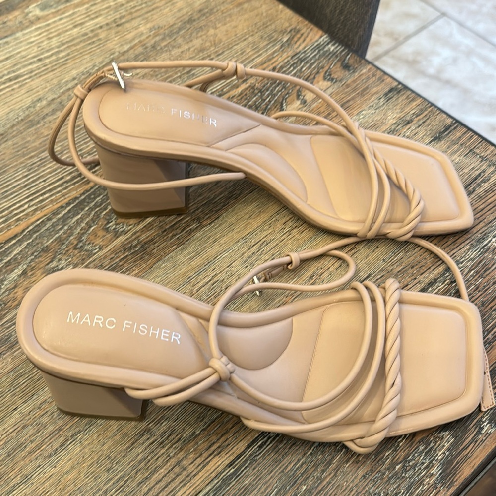 Marc Fisher nude heel